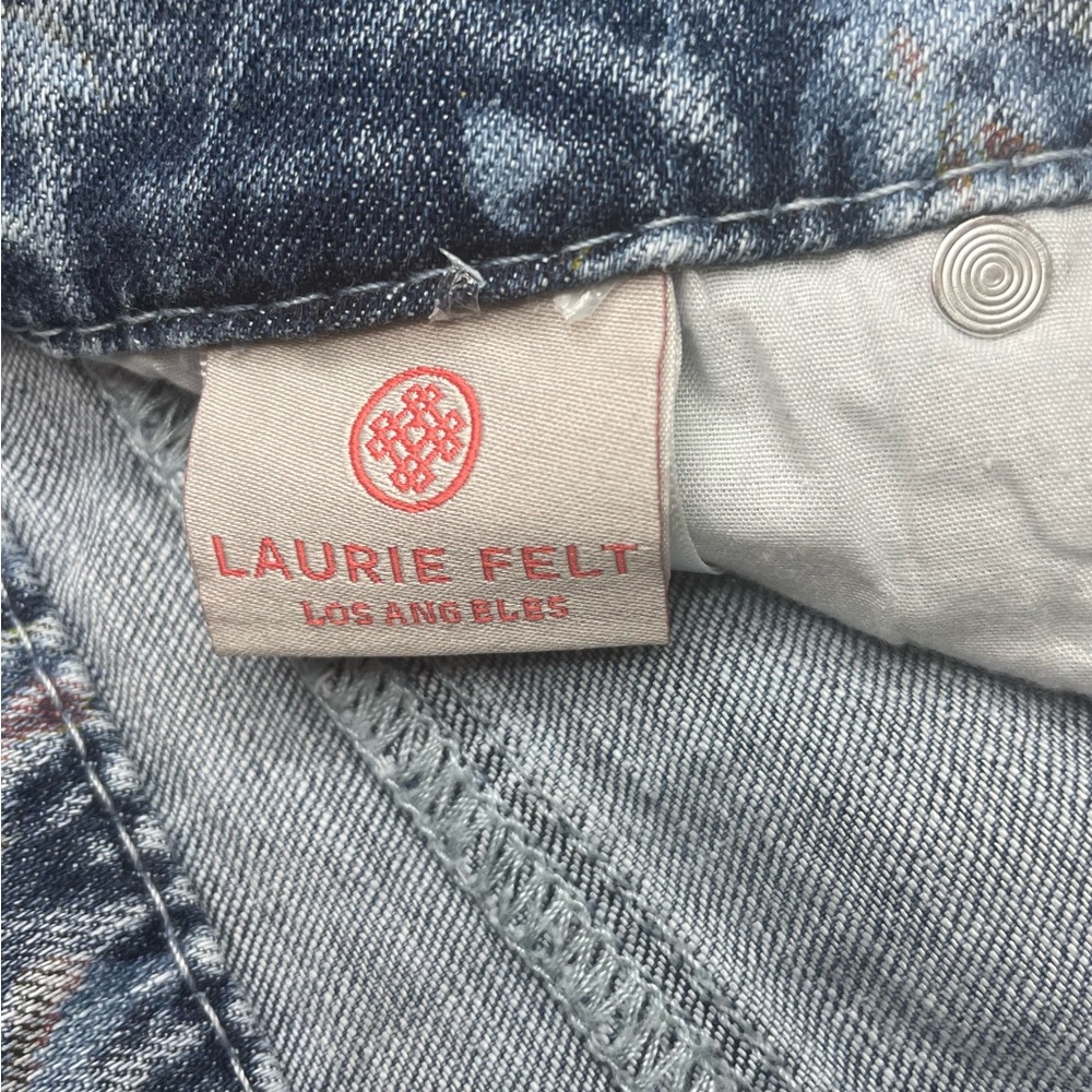 NWT Laurie Felt Classic Relaxed Straight Jeans with Floral Pattern Size 4P - Picture 10 of 12